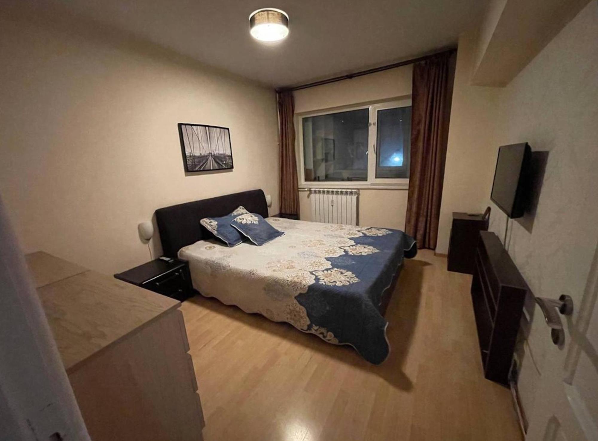 Zigzag Retreat * Bucarest